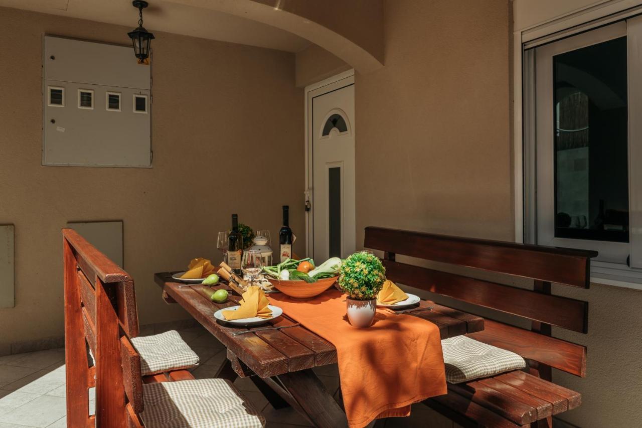 Apartments Cosovic Kotor Exterior photo
