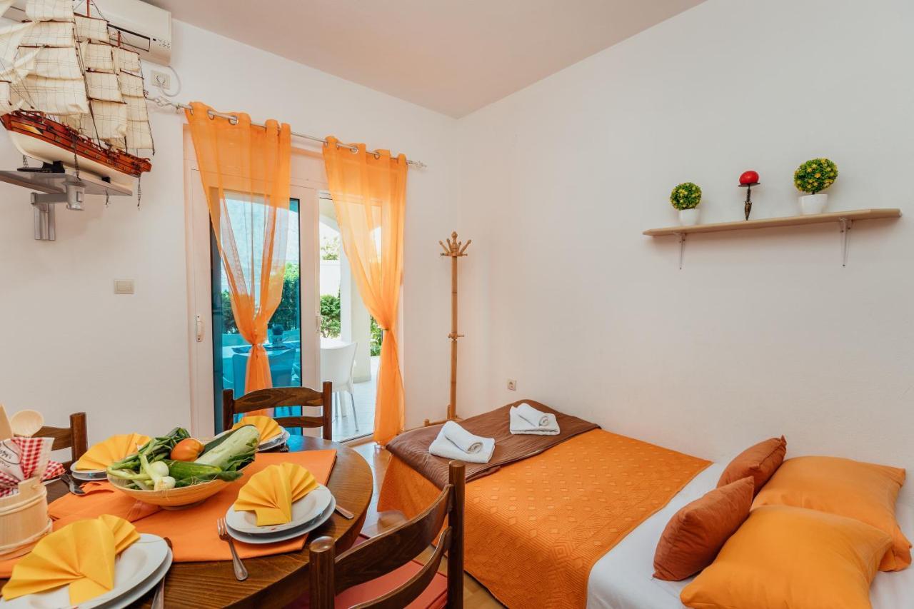Apartments Cosovic Kotor Exterior photo