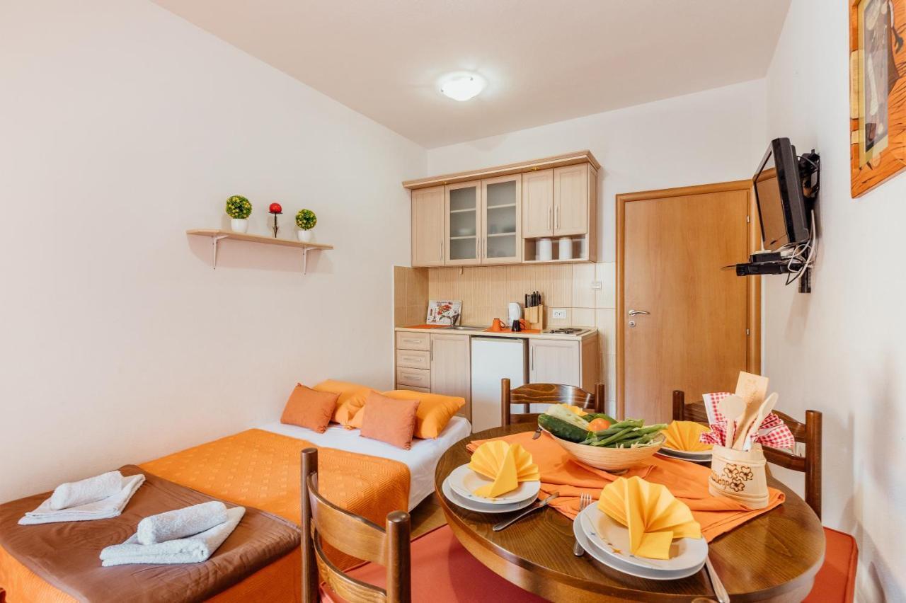 Apartments Cosovic Kotor Exterior photo