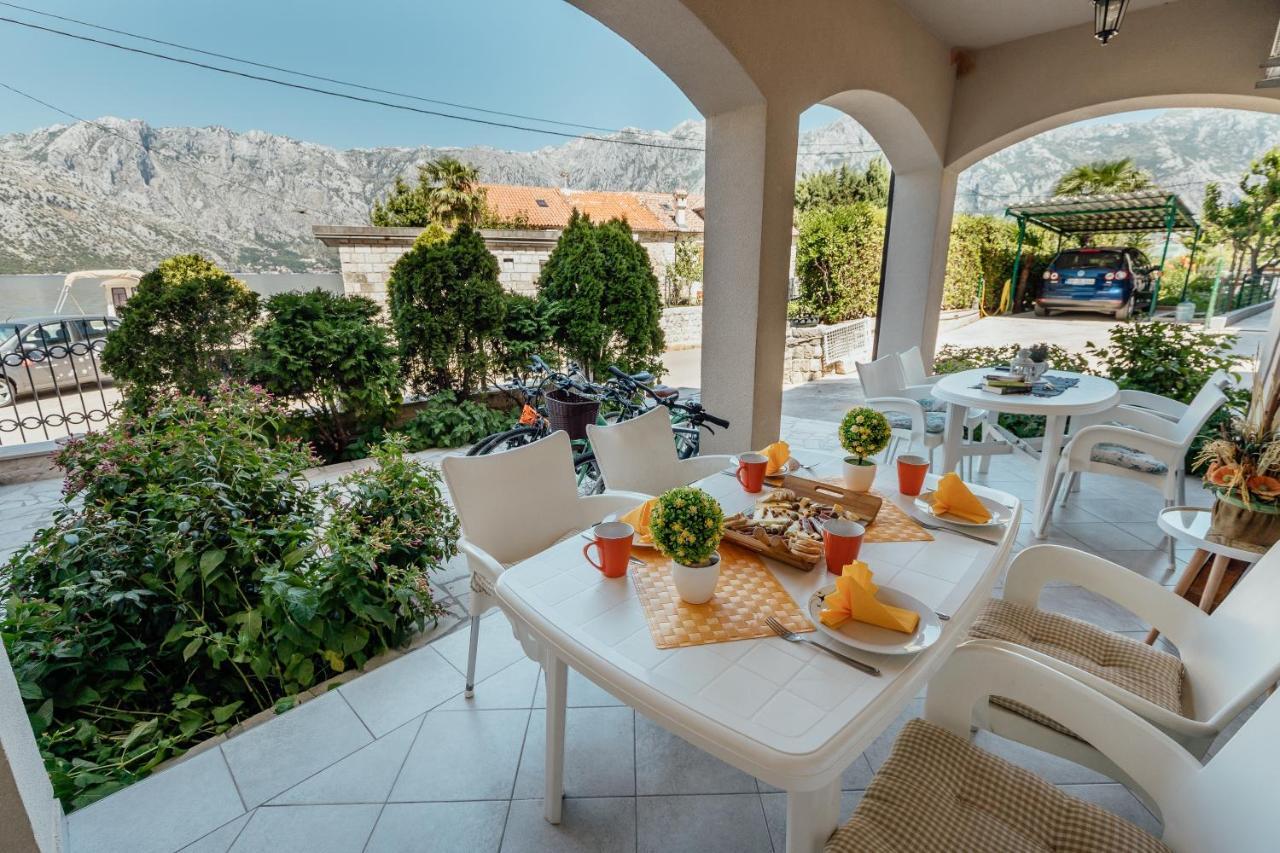 Apartments Cosovic Kotor Exterior photo