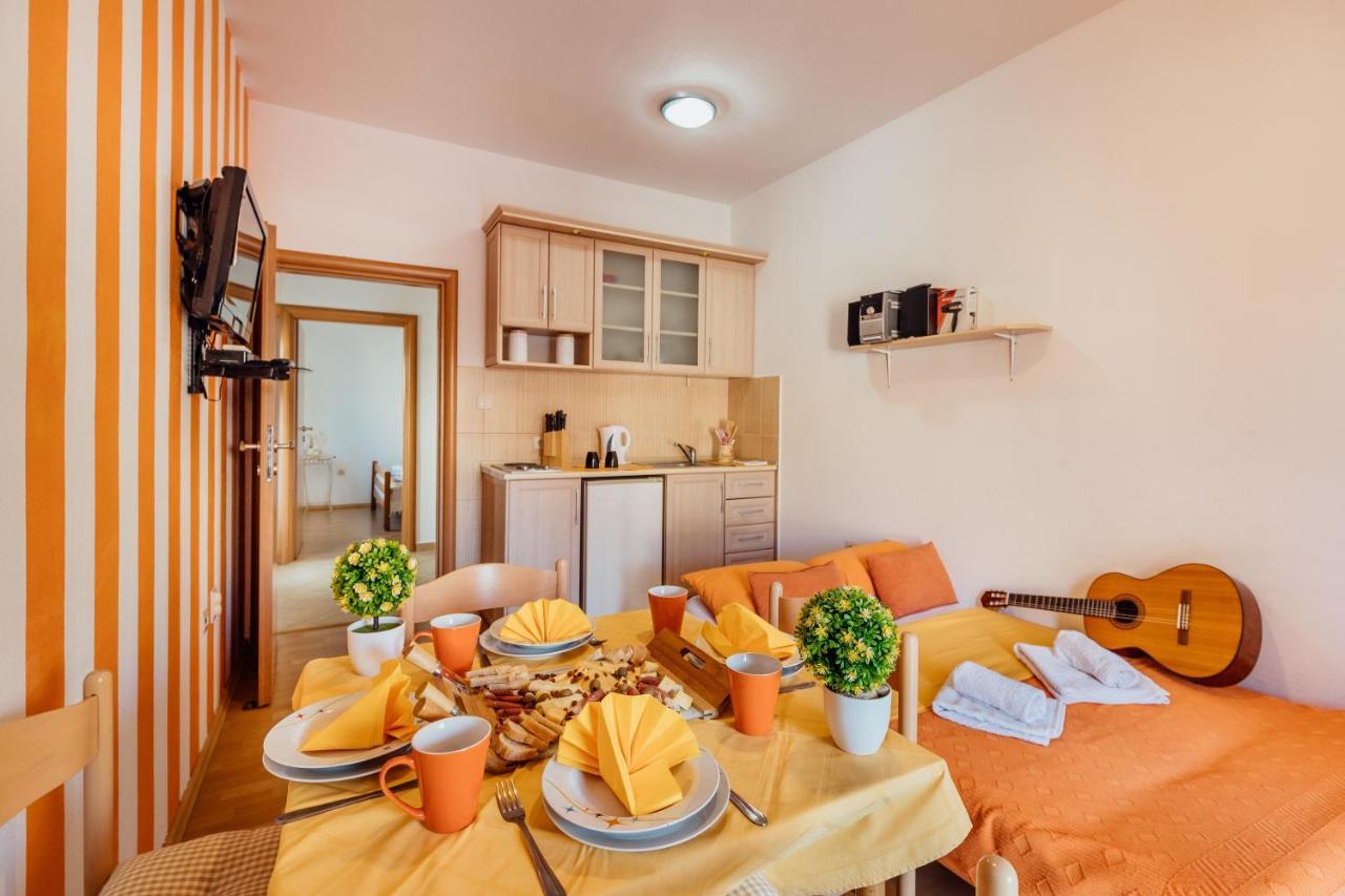 Apartments Cosovic Kotor Exterior photo