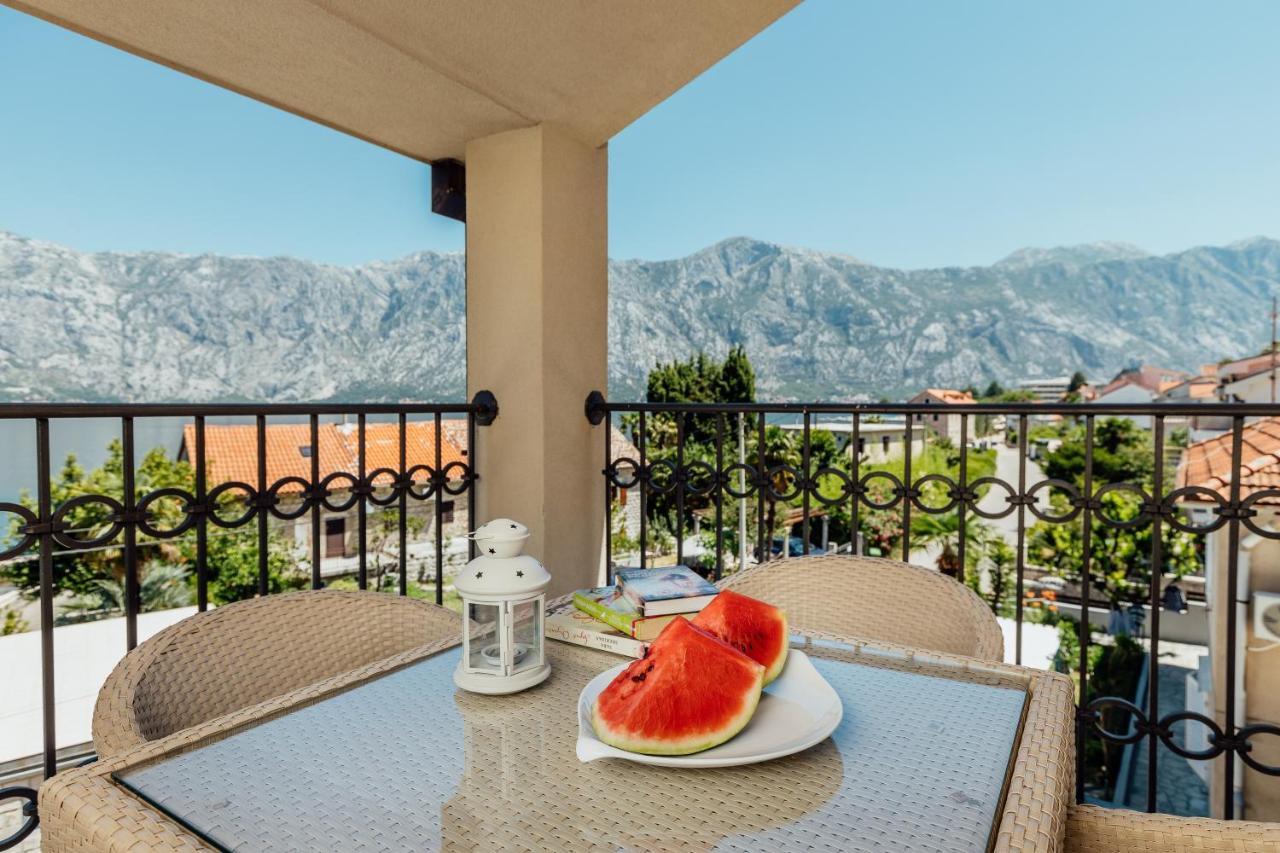 Apartments Cosovic Kotor Exterior photo