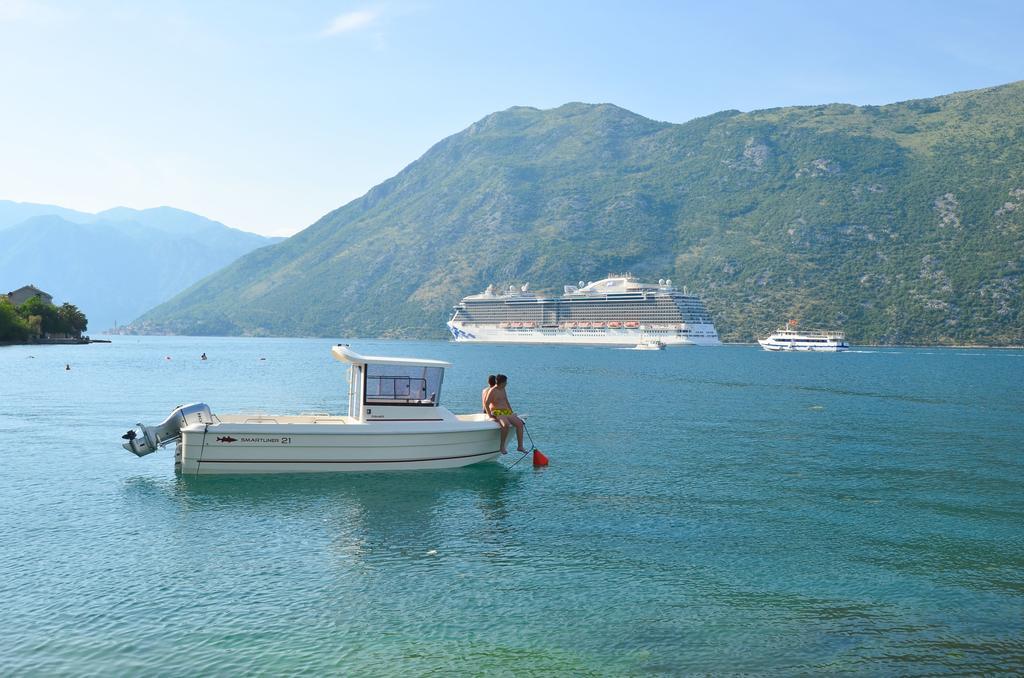 Apartments Cosovic Kotor Exterior photo