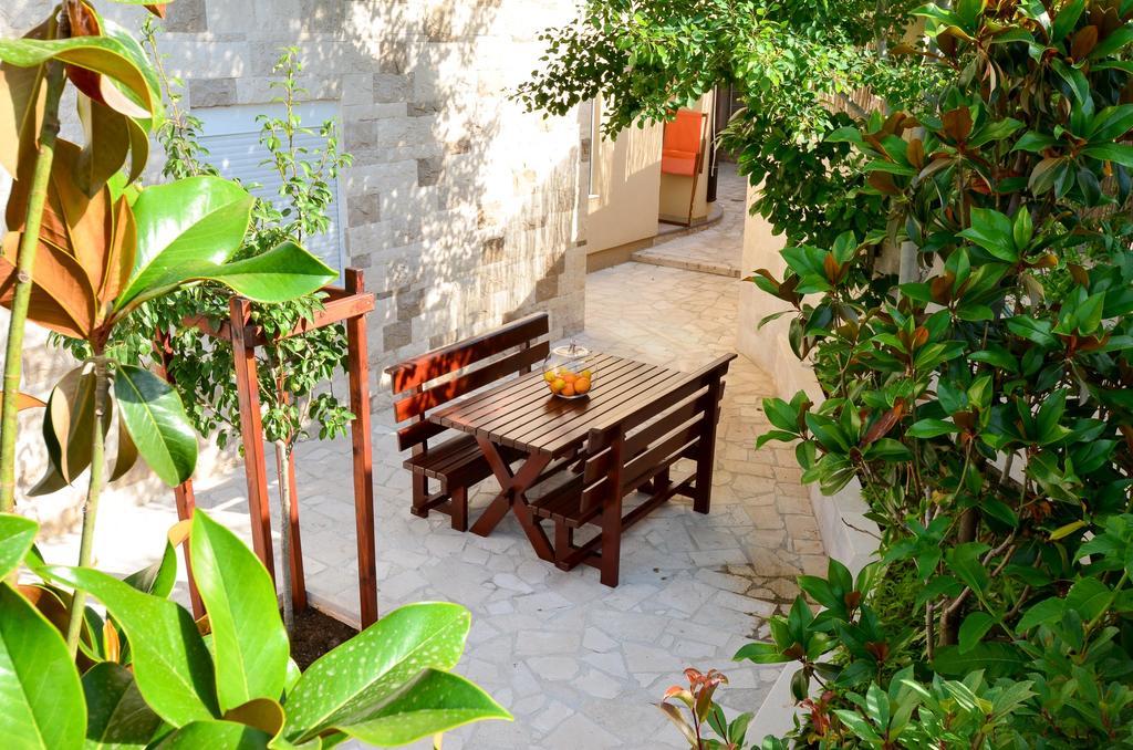 Apartments Cosovic Kotor Exterior photo